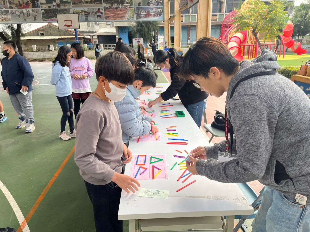 LINE_ALBUM_20250108數學活動日_250116_2.jpg