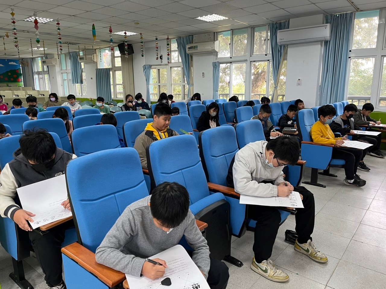 LINE_ALBUM_20250115英語大會考_250116_2.jpg