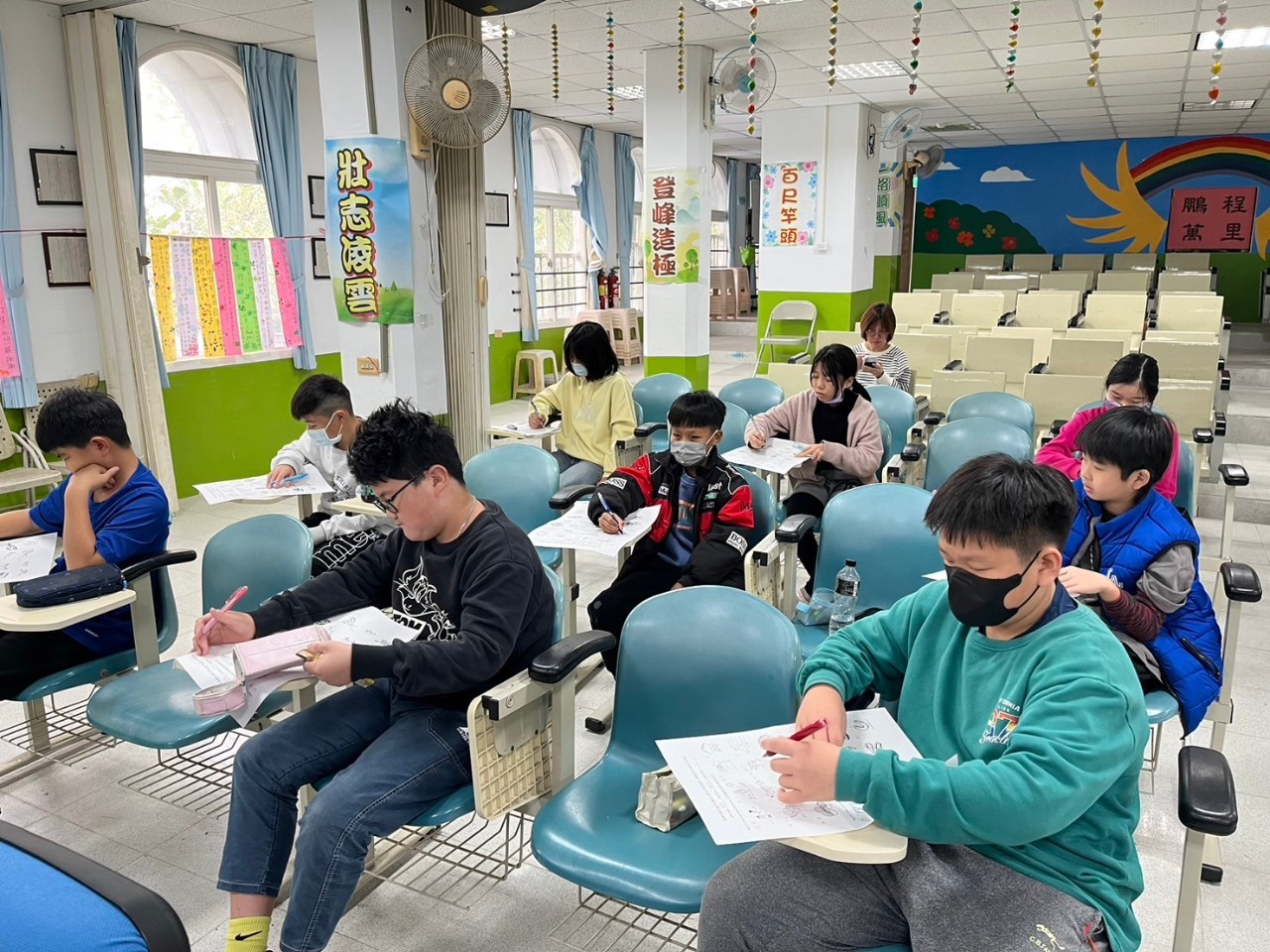 LINE_ALBUM_20250115英語大會考_250116_4.jpg
